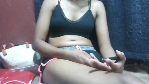 farantsaaly1 online show from 11/03/25, 04:25