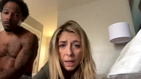 Snapshot of fararayne chatting on 12/04/25, 05:54 fararayne online show from 12/04/25, 05:54