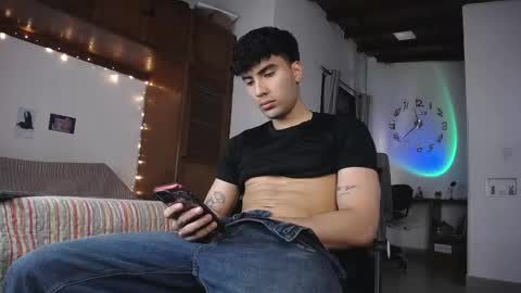 farid_24 online show from 04/23/26, 04:35