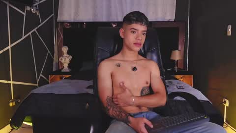 farid_jake_ online show from 01/11/25, 06:03