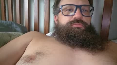 Snapshot of farm2boy chatting on 03/05/26, 06:48 Farm2boy online show from 03/05/26, 06:48