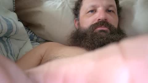 Snapshot of farm2boy chatting on 03/19/26, 05:39 Farm2boy online show from 03/19/26, 05:39