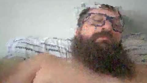 Snapshot of farm2boy chatting on 04/02/26, 03:31 Farm2boy online show from 04/02/26, 03:31