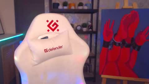 Snapshot of fascinating___eyes chatting on 02/16/25, 11:48 Fascinating Eyes online show from 02/16/25, 11:48