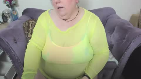 fashiona online show from 02/14/26, 12:02