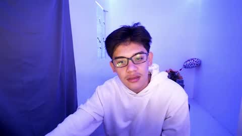 Snapshot of fastfucker_22 chatting on 03/08/25, 04:34 fastfucker_22 online show from 03/08/25, 04:34