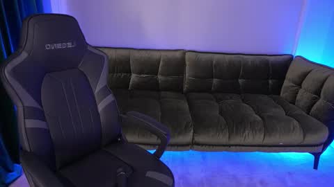 Nellie online show from 09/18/25, 08:00