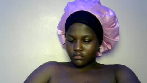 Snapshot of fatasspussy767 chatting on 07/07/26, 04:37 Fatass online show from 07/07/26, 04:37