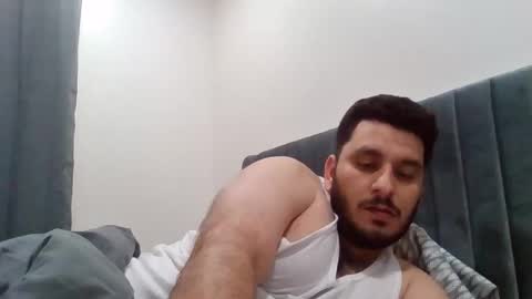 Snapshot of fatdickneighbor chatting on 11/05/25, 11:27 fatdickneighbor online show from 11/05/25, 11:27