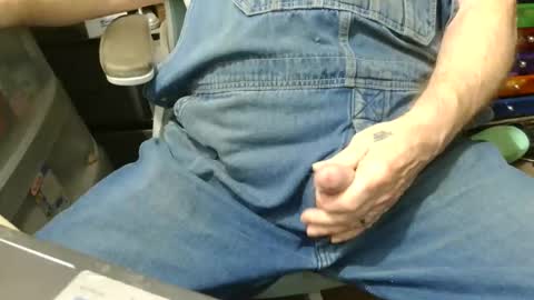 Fred. online show from 11/18/25, 08:46