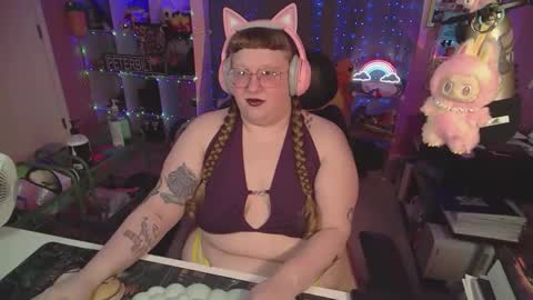 FatVeronica online show from 03/25/26, 02:23