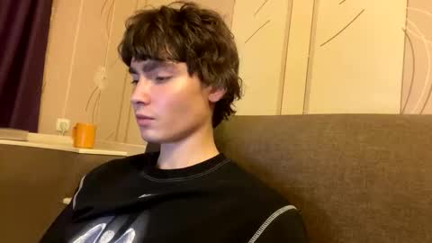 Faust online show from 10/06/25, 11:46