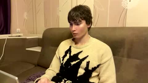 Faust online show from 10/10/25, 04:17