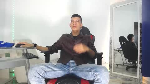 Snapshot of favel_gomez7 chatting on 12/26/24, 12:38 Favel Gomez online show from 12/26/24, 12:38