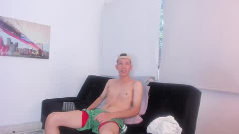 Snapshot of favel_gomez7 chatting on 01/08/25, 12:58 Favel Gomez online show from 01/08/25, 12:58
