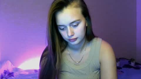 Snapshot of favorite_lovely_geneva chatting on 03/09/25, 01:04 Jasminefeelings online show from 03/09/25, 01:04