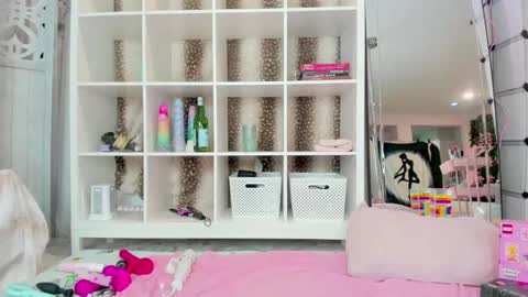 Snapshot of fawnmoonx chatting on 02/15/25, 03:20 fawnmoonx online show from 02/15/25, 03:20