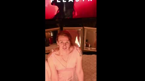 Snapshot of fayeholloway chatting on 02/09/25, 06:22 Faye Holloway online show from 02/09/25, 06:22