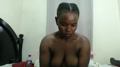 fayrie1 online show from 09/17/25, 12:40