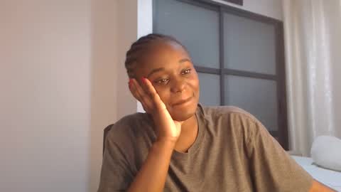 PRETTY online show from 02/01/25, 01:02