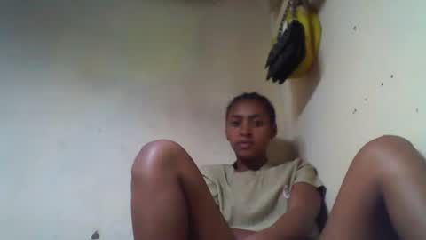 fazila online show from 10/11/25, 07:12