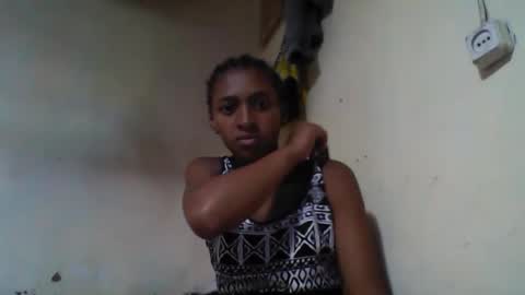 fazila online show from 10/12/25, 08:35