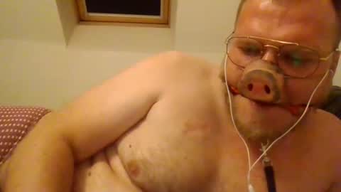 Snapshot of fckcbacc89 chatting on 07/02/26, 03:06 Horny Fat Boy online show from 07/02/26, 03:06
