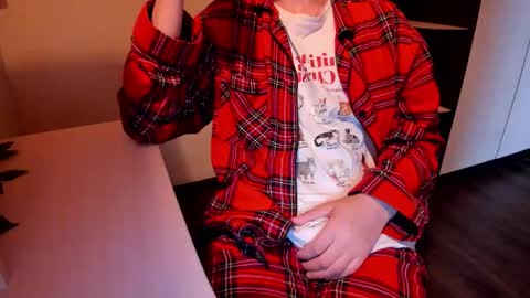 Michael online show from 10/12/25, 12:37