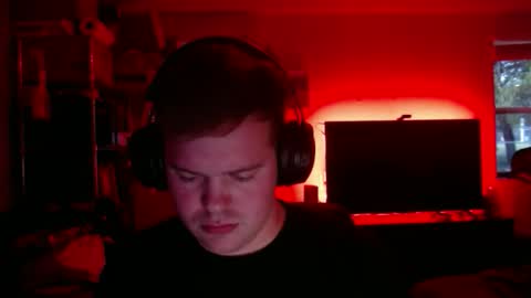 Chris online show from 06/08/26, 12:25