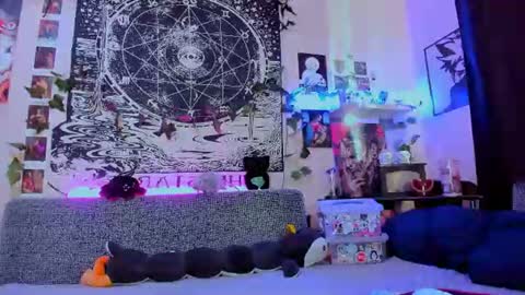Diva online show from 07/13/26, 02:47