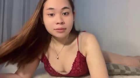 Snapshot of feb_sexy chatting on 06/21/26, 08:28 feby online show from 06/21/26, 08:28