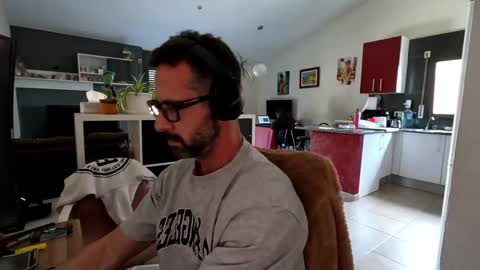 Snapshot of federosario2123 chatting on 02/17/25, 10:29 federosario2123 online show from 02/17/25, 10:29