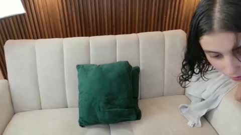 Snapshot of feelina_firesoul chatting on 03/13/26, 06:47 Feelena online show from 03/13/26, 06:47