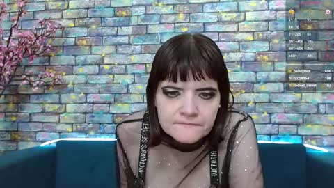 Laura online show from 01/19/25, 03:18