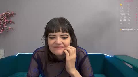 Laura online show from 11/15/25, 08:49