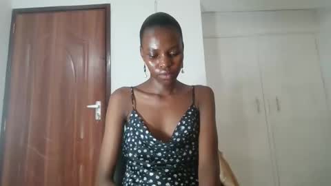 feetlovely507541 online show from 02/03/26, 07:35