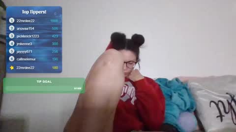 Soley online show from 02/11/25, 02:46