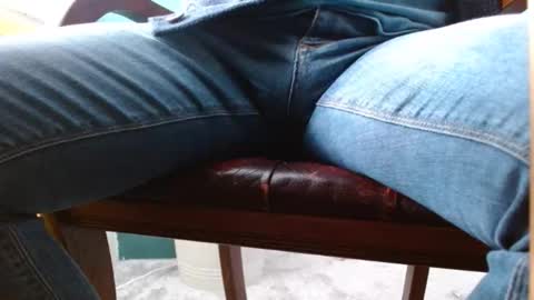 Snapshot of feetpuller2024 chatting on 03/13/26, 02:23 feetpuller2024 online show from 03/13/26, 02:23