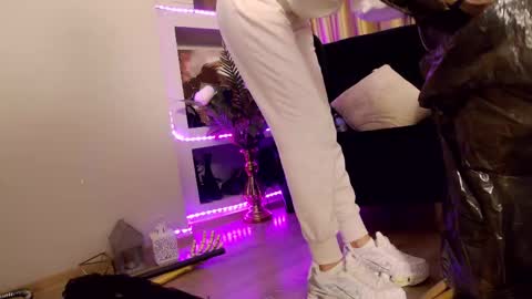 FeetVibe online show from 10/18/25, 11:33