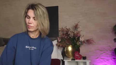 FeliciaKrige online show from 03/03/26, 09:42