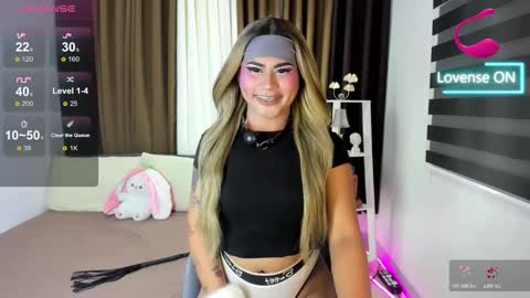 Snapshot of felicity_finley chatting on 02/17/26, 07:27 FELLY online show from 02/17/26, 07:27