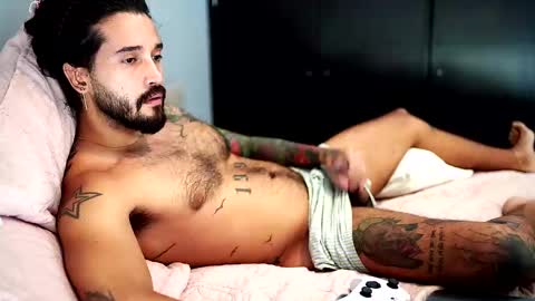 Felix Candela  online show from 01/27/25, 05:26