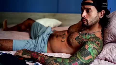 Felix Candela  online show from 02/16/25, 03:59