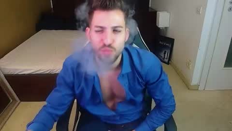 Snapshot of felixrook chatting on 06/20/26, 04:37 FelixRook online show from 06/20/26, 04:37