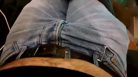 Snapshot of felixske chatting on 12/08/24, 10:03 felixske online show from 12/08/24, 10:03