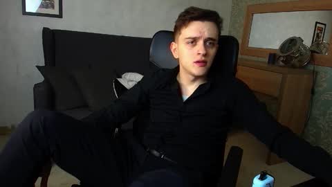 FelixStark online show from 11/28/25, 04:48