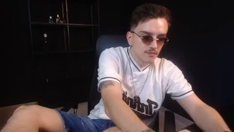 Snapshot of felixstark chatting on 06/09/26, 04:35 FelixStark online show from 06/09/26, 04:35