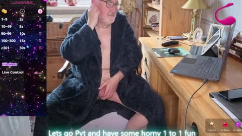 Adam online show from 04/09/26, 07:36