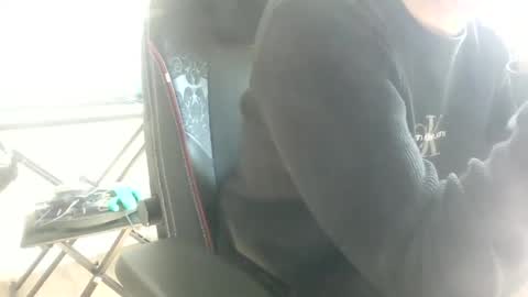 fem_alice_louis_dom online show from 09/28/25, 11:26