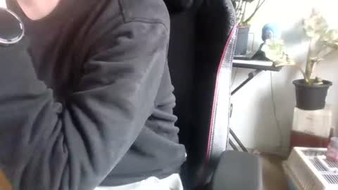 fem_alice_louis_dom online show from 10/27/25, 11:58